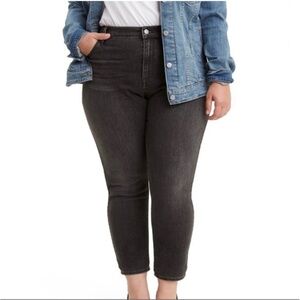 Woman’s Levi’s 721 high rise skinny jeans washed black plus size 20W
